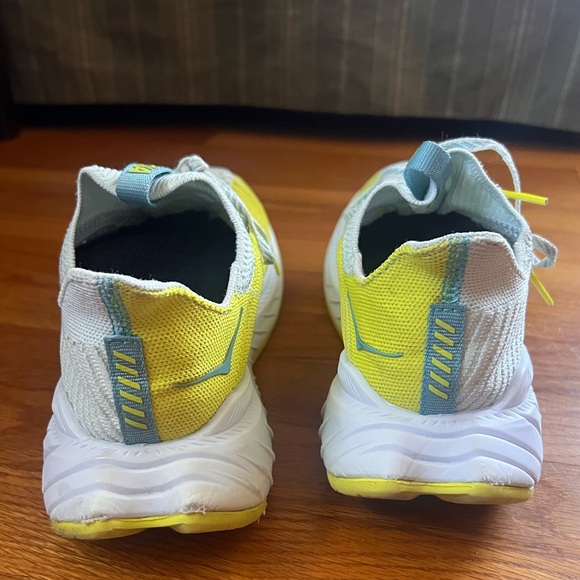 HOKA Carbon X3 women running shoes size 9 - Picture 3 of 7